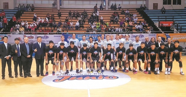 骑士命中24记三分创赛季新高，本赛季第5次进20+三分（骑士轰进24个三分刷新本季新高，已第5场单场三分20+）