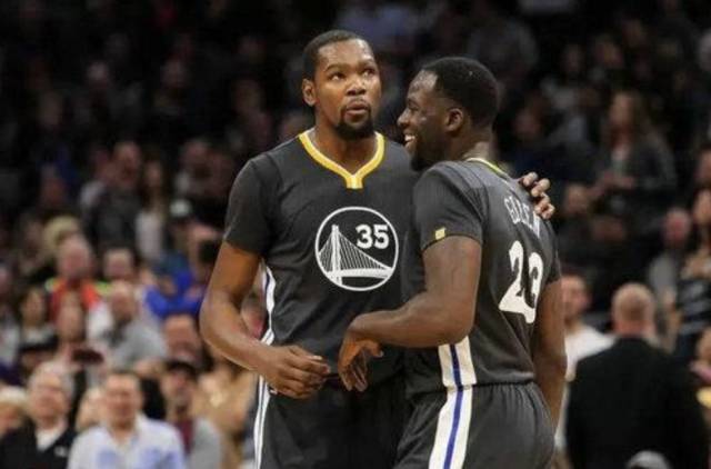 英超半场：比约尔闪击、田中碧建功，利兹联暂2-0切尔西（英超半场战报：比约尔闪电破门、田中碧扩大比分，利兹联暂2-0领先切尔西）