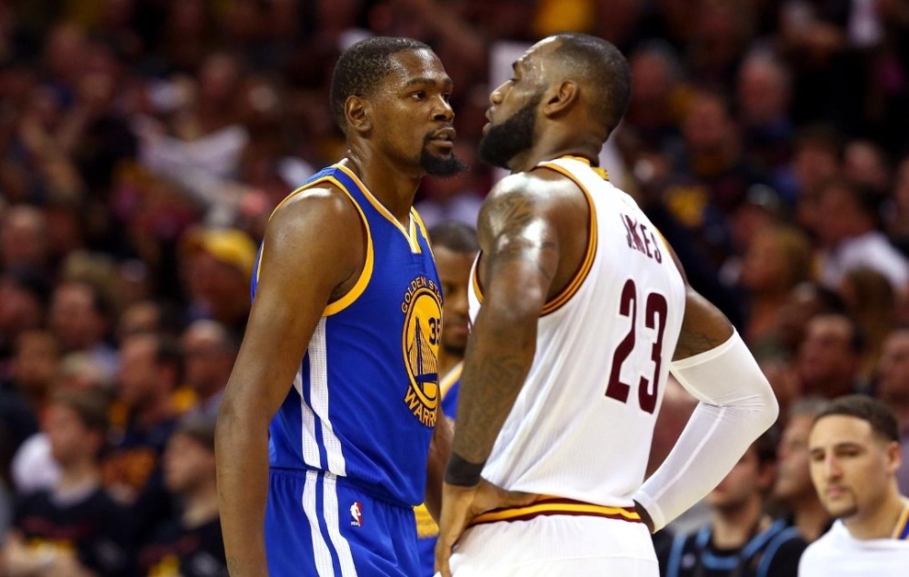 多特门将关键扑救保住胜利（多特门将神扑力保胜利）